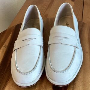 J. McLaughlin chic Leather Loafers 7.5